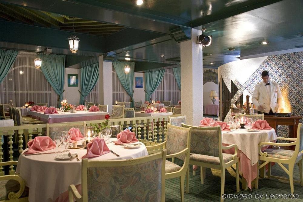 อิเบโรสตาร์ ซีเล็คชั่น เดียร์ เอล อันดาลูส Hotel พอร์ตเอลกานตาอุย ร้านอาหาร รูปภาพ